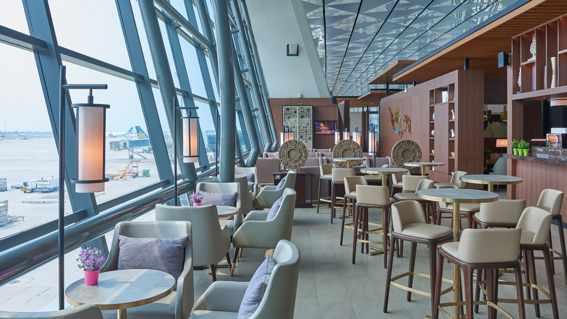Saphire - Plaza Premium Lounge Jakarta Soekarno-Hatta International Airport, , large